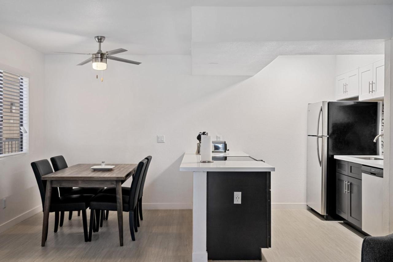 Newly Renovated 2Br Apartment W Pool By Stay Gia Phoenix Zewnętrze zdjęcie